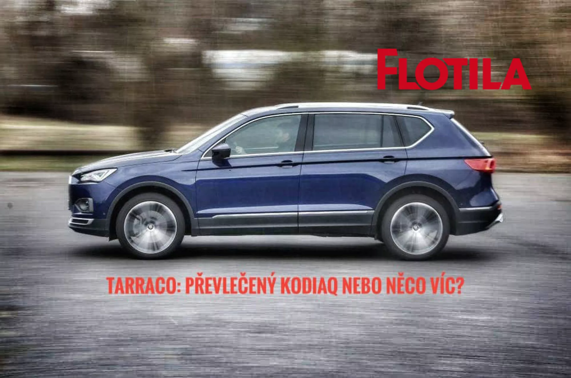 SUV Seat Tarraco leta 2019 v gibanju, posnet iz bočnega profila, ki prikazuje njegov eleganten, aerodinamičen dizajn in sodobne funkcije, kot so LED zadnje luči in aluminijasta platišča, s poudarkom na dinamičnem gibanju in napredni avtomobilski tehnologiji.