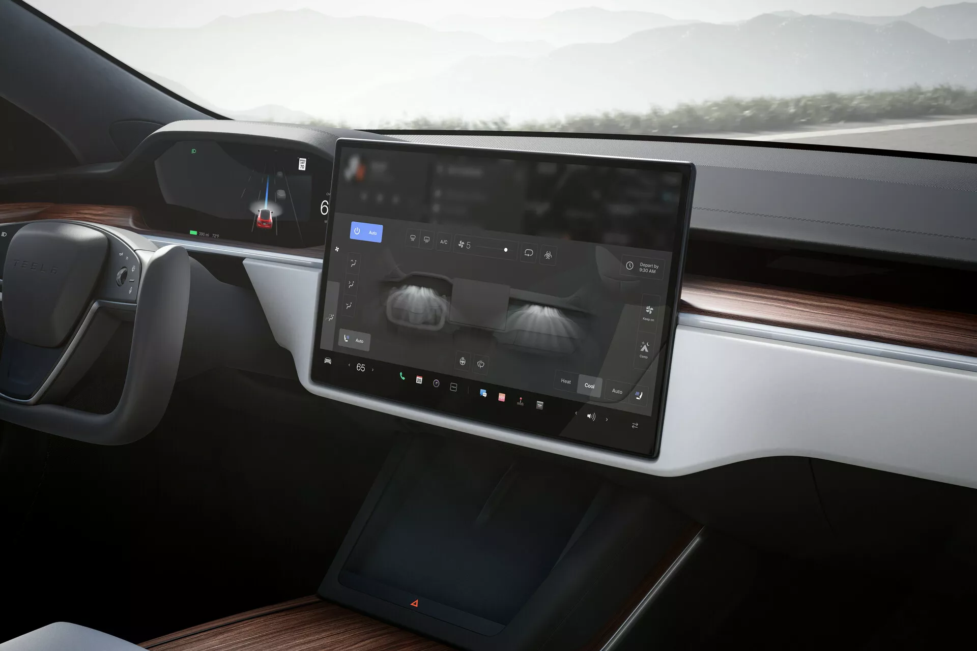 Notranji pogled na Tesla Model S 2016 (prva generacija facelift), osredotočen na osrednjo konzolo in voznikov armaturno ploščo. Ključne funkcije vključujejo velik zaslon na dotik infotainment sistema, digitalno instrumentno ploščo, sodoben dizajn volana, lesene obloge, ambientalno osvetlitev in minimalističen dizajn brez tradicionalnih zračnikov.
